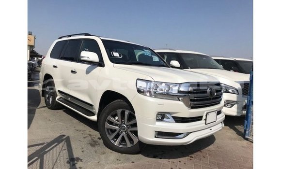 Buy Import Toyota Land Cruiser White Car in Import - Dubai in Abseron Buy Import Toyota Land Cruiser White Car in Import - Dubai in Abseron