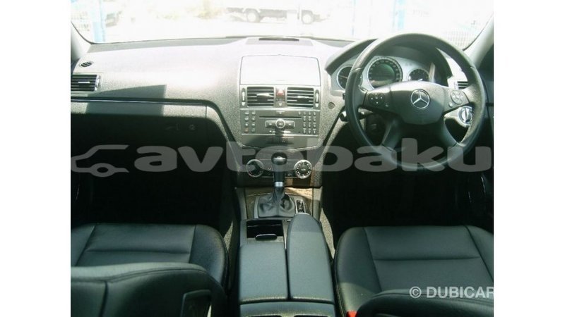 Big with watermark mercedes benz 190 abseron import dubai 2724