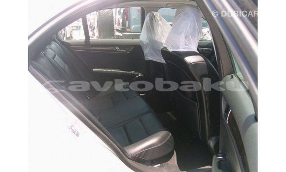 Buy Import Mercedes-Benz 190 Other Car in Import - Dubai in Abseron Buy Import Mercedes-Benz 190 Other Car in Import - Dubai in Abseron