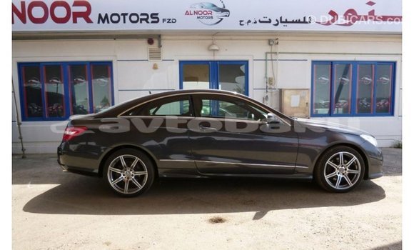 Buy Import Mercedes-Benz 190 Other Car in Import - Dubai in Abseron Buy Import Mercedes-Benz 190 Other Car in Import - Dubai in Abseron