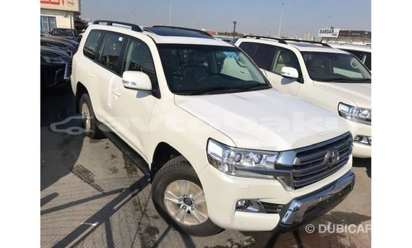 Buy Import Toyota Land Cruiser White Car in Import - Dubai in Abseron Buy Import Toyota Land Cruiser White Car in Import - Dubai in Abseron