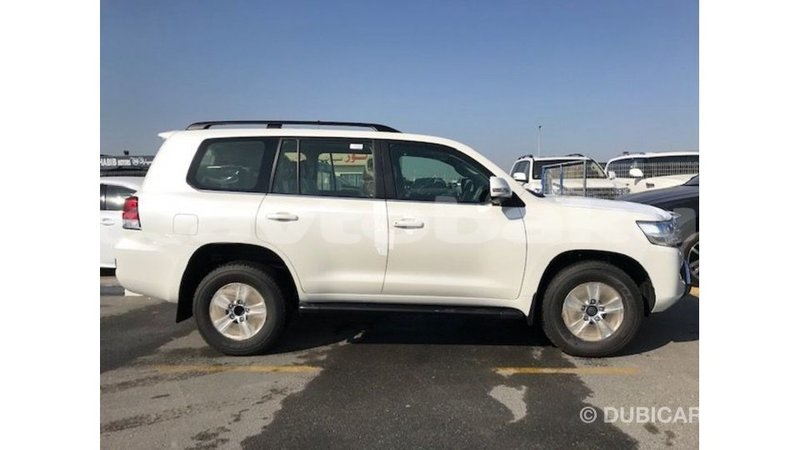 Big with watermark toyota land cruiser abseron import dubai 2727