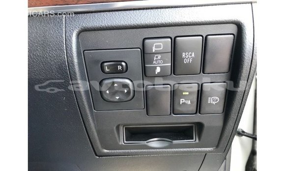 Buy Import Toyota Land Cruiser White Car in Import - Dubai in Abseron Buy Import Toyota Land Cruiser White Car in Import - Dubai in Abseron