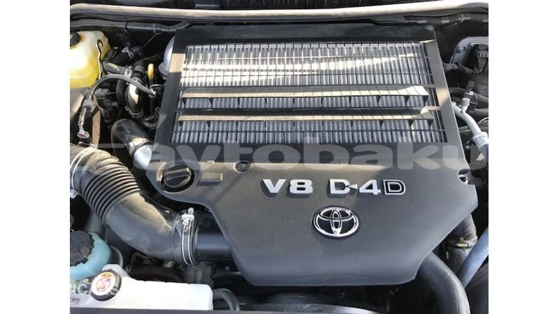 Big with watermark toyota land cruiser abseron import dubai 2727