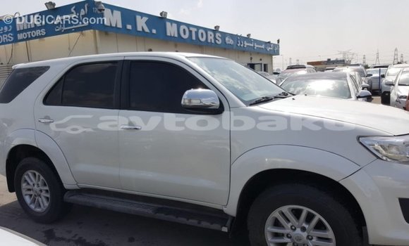 Buy Import Toyota Fortuner White Car in Import - Dubai in Abseron Buy Import Toyota Fortuner White Car in Import - Dubai in Abseron