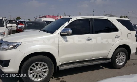 Buy Import Toyota Fortuner White Car in Import - Dubai in Abseron Buy Import Toyota Fortuner White Car in Import - Dubai in Abseron