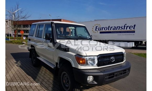 Buy Import Toyota Land Cruiser White Car in Import - Dubai in Abseron Buy Import Toyota Land Cruiser White Car in Import - Dubai in Abseron