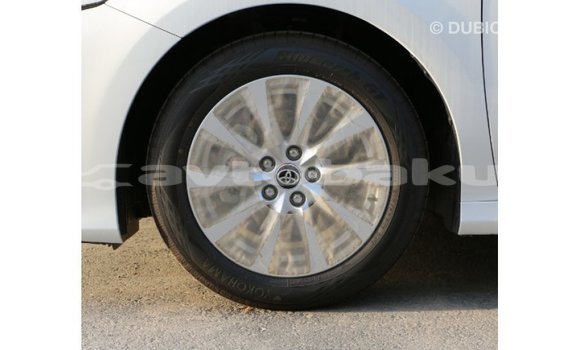 Buy Import Toyota Camry White Car in Import - Dubai in Abseron