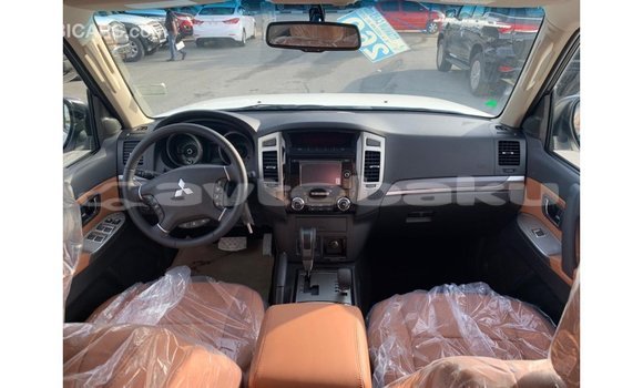 Buy Import Mitsubishi Pajero White Car in Import - Dubai in Abseron Buy Import Mitsubishi Pajero White Car in Import - Dubai in Abseron