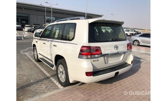 Buy Import Toyota Land Cruiser White Car in Import - Dubai in Abseron Buy Import Toyota Land Cruiser White Car in Import - Dubai in Abseron