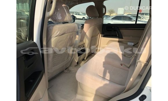 Buy Import Toyota Land Cruiser White Car in Import - Dubai in Abseron Buy Import Toyota Land Cruiser White Car in Import - Dubai in Abseron