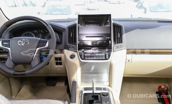Buy Import Toyota Land Cruiser White Car in Import - Dubai in Abseron Buy Import Toyota Land Cruiser White Car in Import - Dubai in Abseron