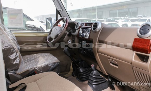 Buy Import Toyota Land Cruiser Beige Car in Import - Dubai in Abseron Buy Import Toyota Land Cruiser Beige Car in Import - Dubai in Abseron