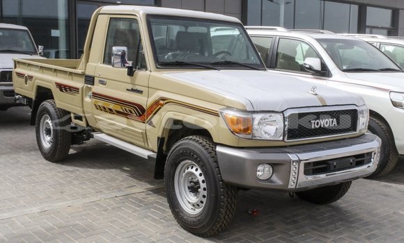 Buy Import Toyota Land Cruiser Beige Car in Import - Dubai in Abseron Buy Import Toyota Land Cruiser Beige Car in Import - Dubai in Abseron