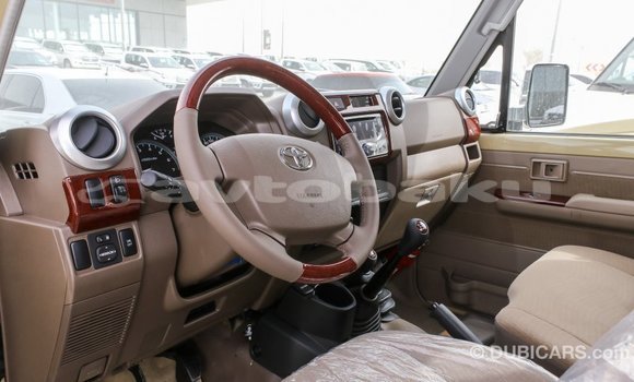 Buy Import Toyota Land Cruiser Beige Car in Import - Dubai in Abseron Buy Import Toyota Land Cruiser Beige Car in Import - Dubai in Abseron