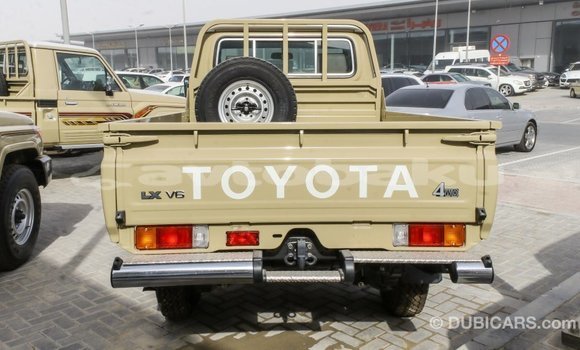 Buy Import Toyota Land Cruiser Beige Car in Import - Dubai in Abseron Buy Import Toyota Land Cruiser Beige Car in Import - Dubai in Abseron
