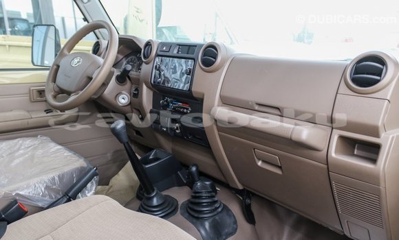 Buy Import Toyota Land Cruiser Beige Car in Import - Dubai in Abseron Buy Import Toyota Land Cruiser Beige Car in Import - Dubai in Abseron
