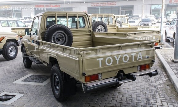 Buy Import Toyota Land Cruiser Beige Car in Import - Dubai in Abseron Buy Import Toyota Land Cruiser Beige Car in Import - Dubai in Abseron