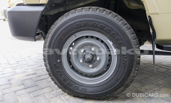 Buy Import Toyota Land Cruiser Beige Car in Import - Dubai in Abseron Buy Import Toyota Land Cruiser Beige Car in Import - Dubai in Abseron