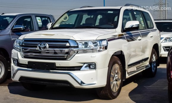 Buy Import Toyota Land Cruiser White Car in Import - Dubai in Abseron Buy Import Toyota Land Cruiser White Car in Import - Dubai in Abseron