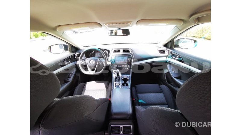 Big with watermark nissan maxima abseron import dubai 2819