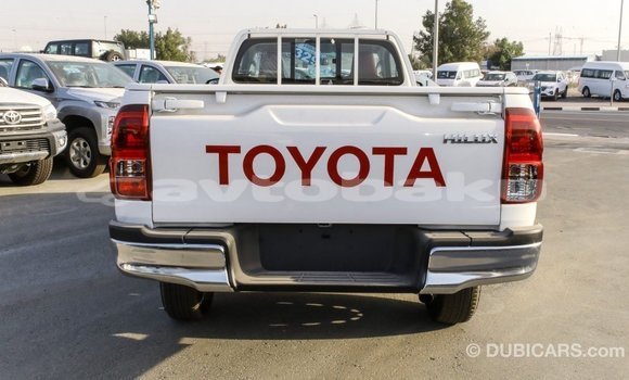 Buy Import Toyota Hilux White Car in Import - Dubai in Abseron Buy Import Toyota Hilux White Car in Import - Dubai in Abseron