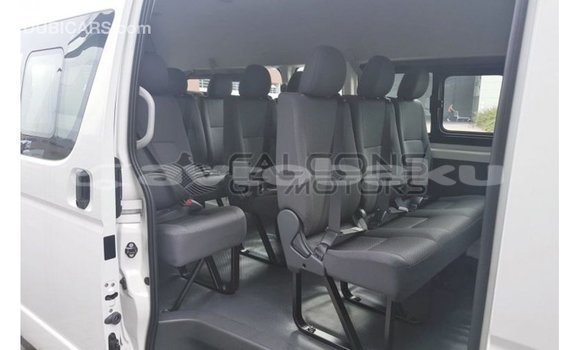 Buy Import Toyota Hiace White Car in Import - Dubai in Abseron Buy Import Toyota Hiace White Car in Import - Dubai in Abseron