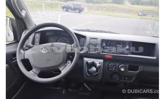 Buy Import Toyota Hiace White Car in Import - Dubai in Abseron Buy Import Toyota Hiace White Car in Import - Dubai in Abseron