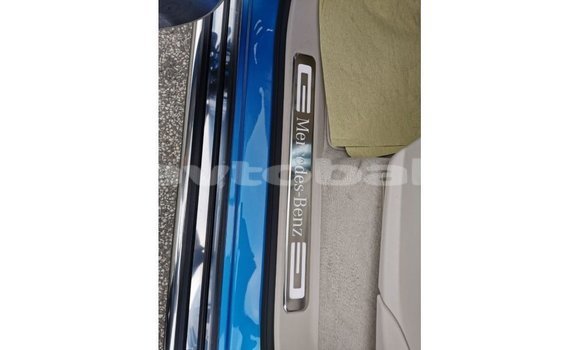 Buy Import Mercedes-Benz 190 Blue Car in Import - Dubai in Abseron Buy Import Mercedes-Benz 190 Blue Car in Import - Dubai in Abseron