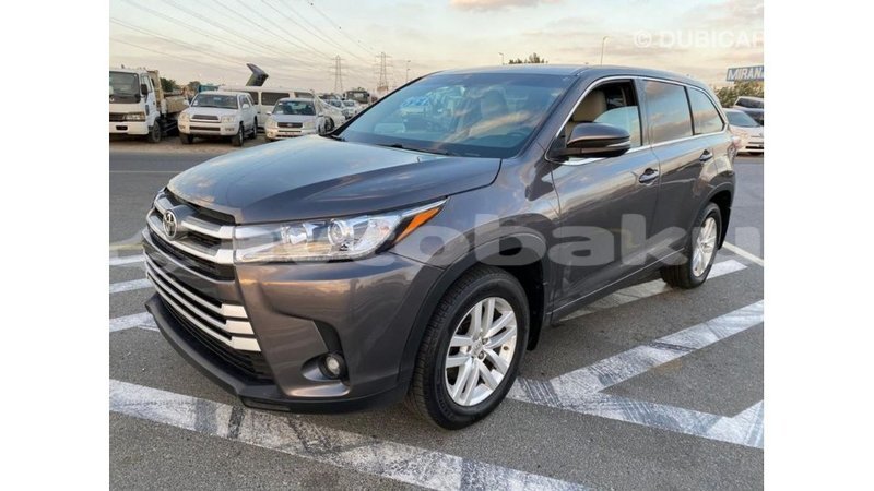 Big with watermark toyota highlander abseron import dubai 2847