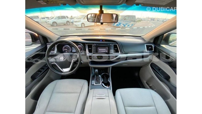 Big with watermark toyota highlander abseron import dubai 2847