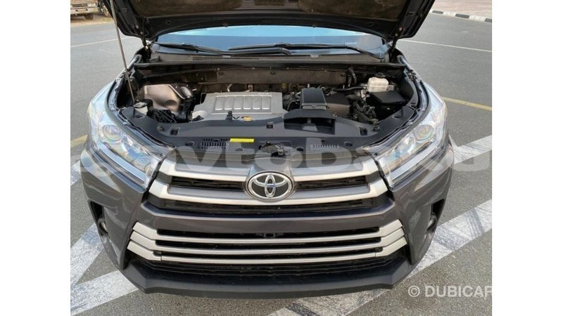 Big with watermark toyota highlander abseron import dubai 2847