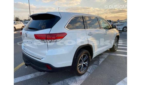 Buy Import Toyota Highlander White Car in Import - Dubai in Abseron Buy Import Toyota Highlander White Car in Import - Dubai in Abseron