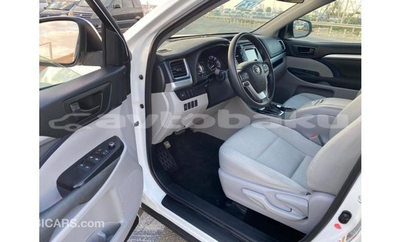 Buy Import Toyota Highlander White Car in Import - Dubai in Abseron Buy Import Toyota Highlander White Car in Import - Dubai in Abseron