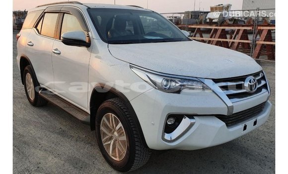 Buy Import Toyota Fortuner White Car in Import - Dubai in Abseron Buy Import Toyota Fortuner White Car in Import - Dubai in Abseron