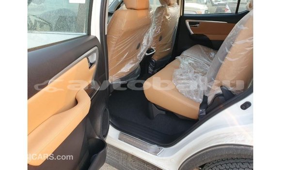 Buy Import Toyota Fortuner White Car in Import - Dubai in Abseron Buy Import Toyota Fortuner White Car in Import - Dubai in Abseron