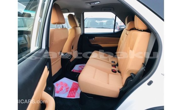 Buy Import Toyota Fortuner White Car in Import - Dubai in Abseron Buy Import Toyota Fortuner White Car in Import - Dubai in Abseron