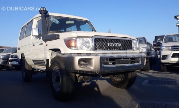 Buy Import Toyota Land Cruiser White Car in Import - Dubai in Abseron Buy Import Toyota Land Cruiser White Car in Import - Dubai in Abseron