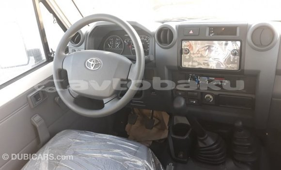 Buy Import Toyota Land Cruiser White Car in Import - Dubai in Abseron Buy Import Toyota Land Cruiser White Car in Import - Dubai in Abseron