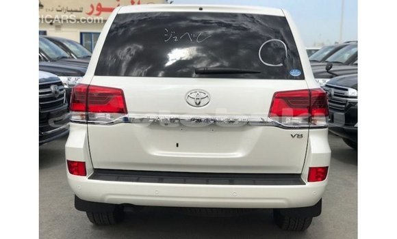 Buy Import Toyota Land Cruiser White Car in Import - Dubai in Abseron Buy Import Toyota Land Cruiser White Car in Import - Dubai in Abseron