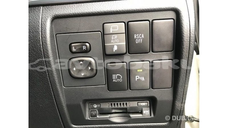 Big with watermark toyota land cruiser abseron import dubai 2898