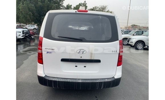 Buy Import Hyundai Cargo White Car in Import - Dubai in Abseron Buy Import Hyundai Cargo White Car in Import - Dubai in Abseron