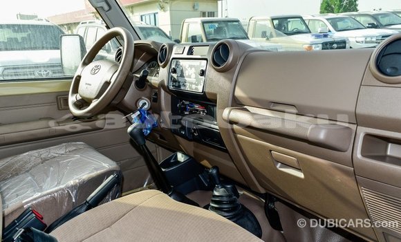 Buy Import Toyota Land Cruiser Beige Car in Import - Dubai in Abseron Buy Import Toyota Land Cruiser Beige Car in Import - Dubai in Abseron