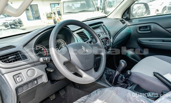 Buy Import Mitsubishi L200 White Car in Import - Dubai in Abseron Buy Import Mitsubishi L200 White Car in Import - Dubai in Abseron