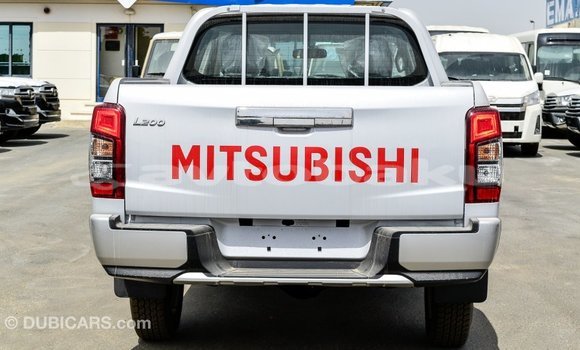 Buy Import Mitsubishi L200 White Car in Import - Dubai in Abseron Buy Import Mitsubishi L200 White Car in Import - Dubai in Abseron