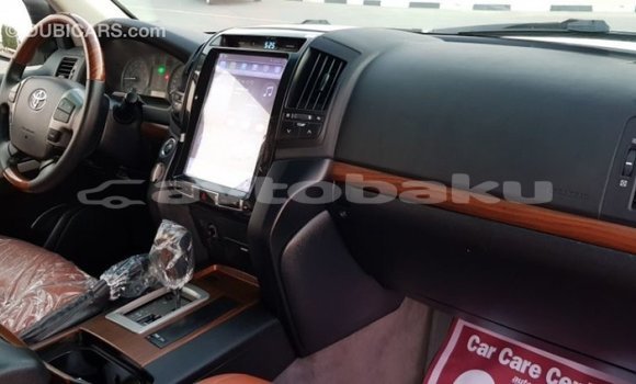 Buy Import Toyota Land Cruiser White Car in Import - Dubai in Abseron Buy Import Toyota Land Cruiser White Car in Import - Dubai in Abseron
