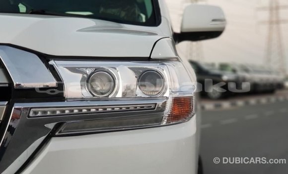 Buy Import Toyota Land Cruiser White Car in Import - Dubai in Abseron Buy Import Toyota Land Cruiser White Car in Import - Dubai in Abseron