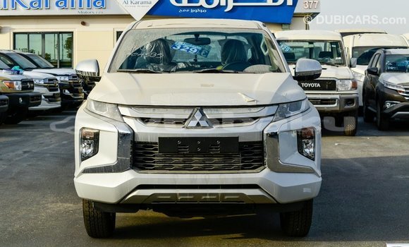 Buy Import Mitsubishi L200 White Car in Import - Dubai in Abseron Buy Import Mitsubishi L200 White Car in Import - Dubai in Abseron
