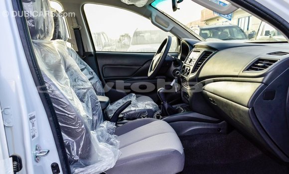 Buy Import Mitsubishi L200 White Car in Import - Dubai in Abseron Buy Import Mitsubishi L200 White Car in Import - Dubai in Abseron
