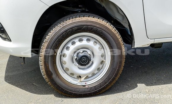 Buy Import Toyota Hilux White Car in Import - Dubai in Abseron Buy Import Toyota Hilux White Car in Import - Dubai in Abseron